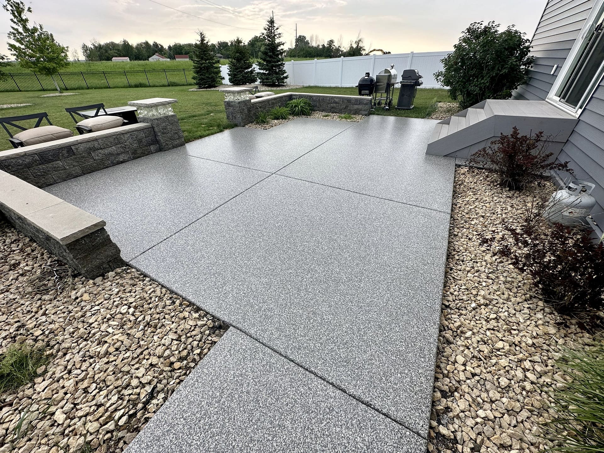 residential-concrete-coatings-patio